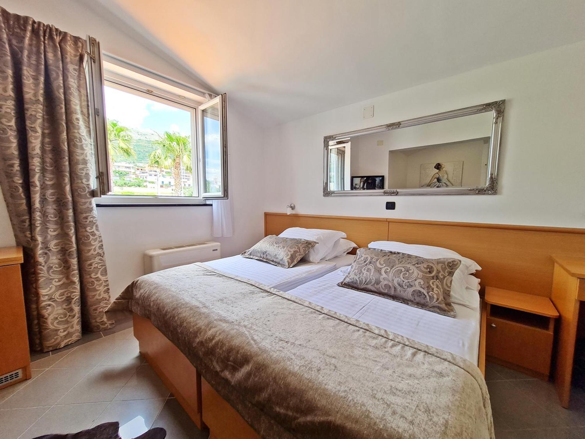 Hotel Sunce Podstrana Quarto foto